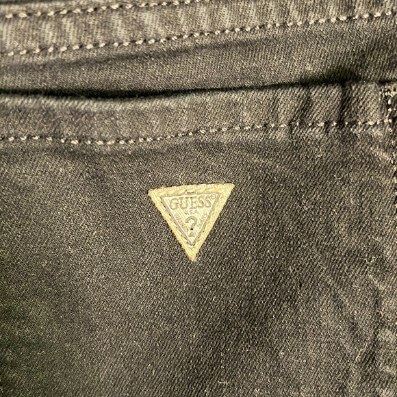 Guess Jeans - Picture 3 of 3